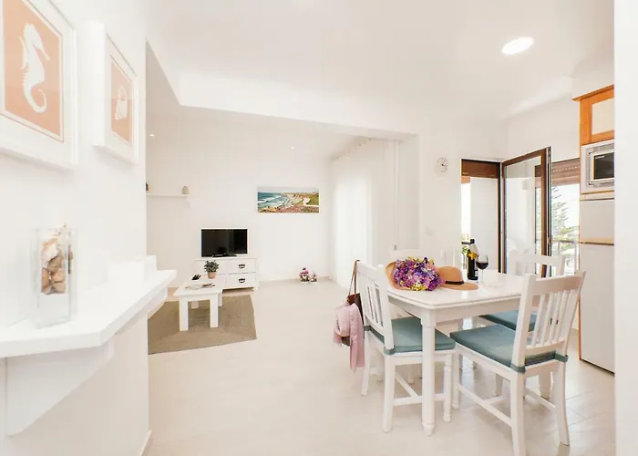 T1 Navegantes アパート *